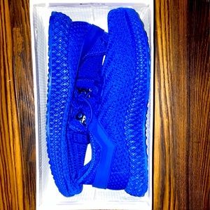 I am selling brand new blue pony shoes for men. They are a size 11: